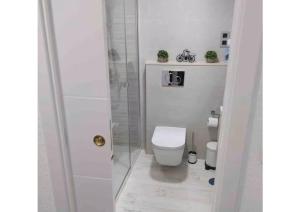 Benalbeach!! First Line Beach & Pools