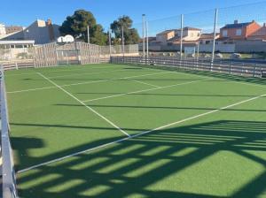 Campings Les mobil homes de Naka, une entree gratuite adulte pour la Reserve Africaine de Sigean : photos des chambres