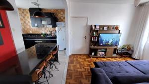 Apartmento inteiro mobiliado acomoda até 6 próximo ao Hotel Ouro Minas