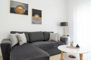 ThAeros 2-Bedroom Apartment in the center - Áyios Andónios