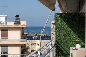ThAeros Central Apartment Near the Beach!