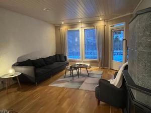 Paritalohuoneisto omalla pihalla