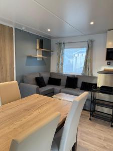 Campings camping onzain 4 etoiles : photos des chambres