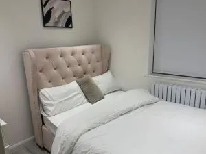 Two Bedrooms compact House - 北斯蒂福德