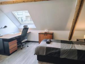 Sejours chez l'habitant Chambres privees au calme avec espaces partages : photos des chambres