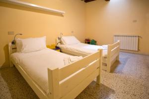 Casa San Girolamo Historic flat with cosy Terrace in Luccas city Centre