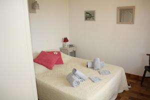 Villas Villa Ma Cardaline avec Piscine et Vue Mer avec 3 Chambres pour 6 Personnes Classe 3 Etoiles : photos des chambres