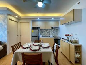 Uli-Anan Avida TOWER 1 IT PARK 1BR