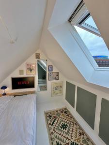 Central rooftop apartment by ARoS with balcony