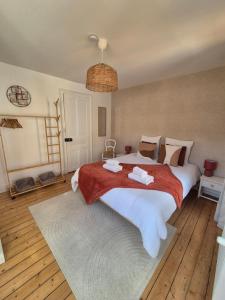 Le Cœur du Bien-être - Gîte grande capacité - 6 chambres - Superbe emplacement - Vue Seine - Décoration soignée - Coin touristique