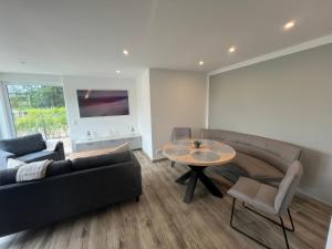 Exklusives Ferienhaus mit Sauna und Panorama Dachterrasse, traumhafter Ausblick garantiert