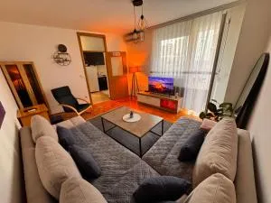 Sunrise Apartment in Prishtina, Kosovo - Sofalija
