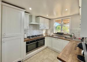 Charming 2 bedroom with a huge Garden