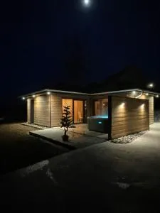 Nuit Divine - Chapelle-dʼHuin