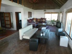 Astonishing house by the beach CASA AZUL