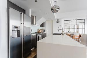 Unique Yoo Luxury 2-bedroom 3-story Loft