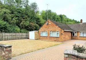 Santa Barbara - Beaconsfield