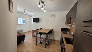 Appartements RAVISSANT T3 NEUF - passage REXHOTEL : photos des chambres