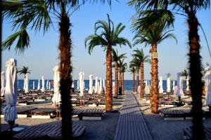 White Tower Mamaia Residences