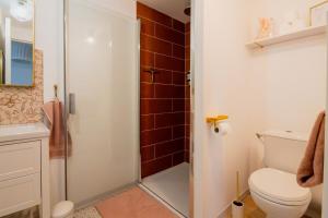 Appartements Le Nid Colore T2 petit dej- offert : photos des chambres