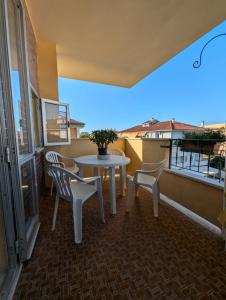 Casa dartista al mare