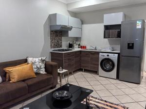 Your Perfect Escape with Breathtaking Lake Views