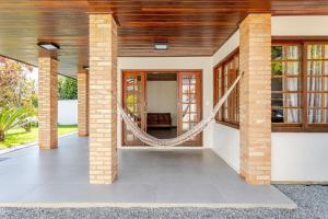 Authentic and cozy Meiembipe beach house