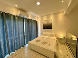 1-bedroom duplex 100m by the sea