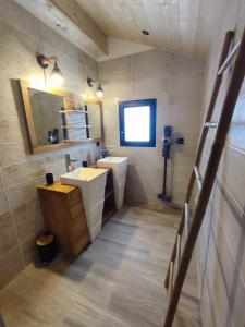Chalets Chalet NEUF Jacuzzi Terrasse Salle jeux proche Font Romeu : photos des chambres