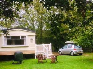 Strongate Orchard Farm stay Bridport Dorset- Jurassic Coast 10 min drive