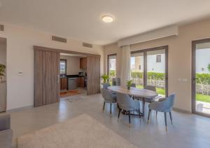 Ancient Sands Gouna 4BR Villa Heated Pool & Lagoon