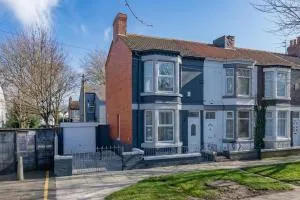 Stylish 3-Bed Home Near LFC & EFC Stadiums - 西部德比