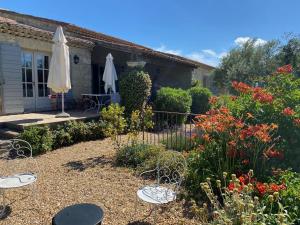 Maisons de vacances In Gordes, facing the entire Luberon Park a beautiful 5 bedrooms house : photos des chambres