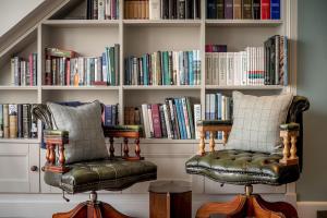 Gillespie Apartments - Spectacular Penthouse