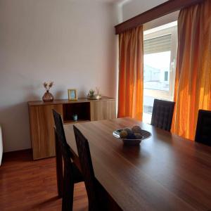 ApartAnita