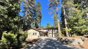 Cozy Cabin in Arnold! - Mountain Ranch