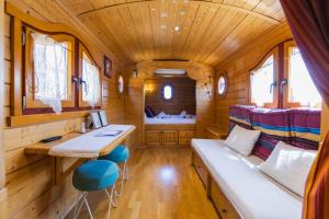 Maisons de vacances Domaine Manon en Luberon privatise - 21 couchages : photos des chambres