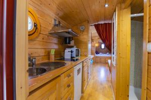 Maisons de vacances Domaine Manon en Luberon privatise - 21 couchages : photos des chambres