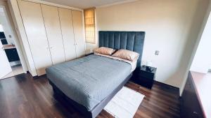 Apartamento en Providencia con estacionamiento privado