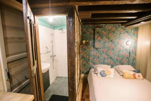 Appartements Le Refuge d-Alfred, centre Pont-Audemer : photos des chambres