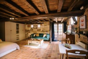 Appartements Le Refuge d-Alfred, centre Pont-Audemer : photos des chambres