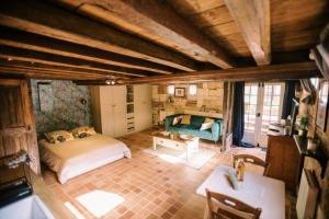 Appartements Le Refuge d-Alfred, centre Pont-Audemer : photos des chambres