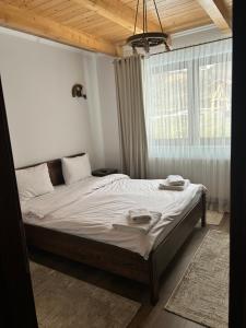 Casă Livadă cu Meri