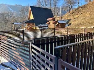 Casă Livadă cu Meri