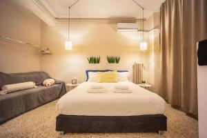 Zacharitsa APT at Acropolis up 4 guests by LODGESPOT