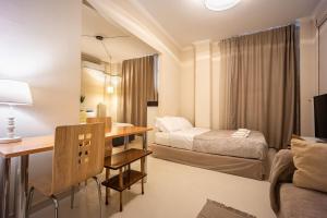 Zacharitsa APT at Acropolis up 4 guests by LODGESPOT
