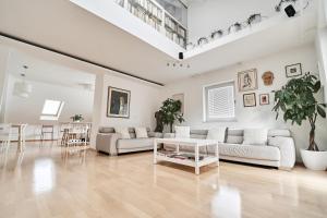 Matic Spacious Modern Apartment - Ferienwohnungen, Ljubljana