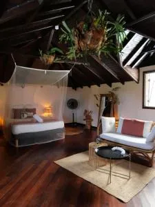 Refuge paradis - Roussel