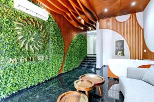 Stylish Condo with Roof top Ocean views near Mamitas Beach and 5th AVE