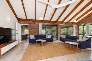 Coastal Paws Pet friendly, family beach house in Pottsville